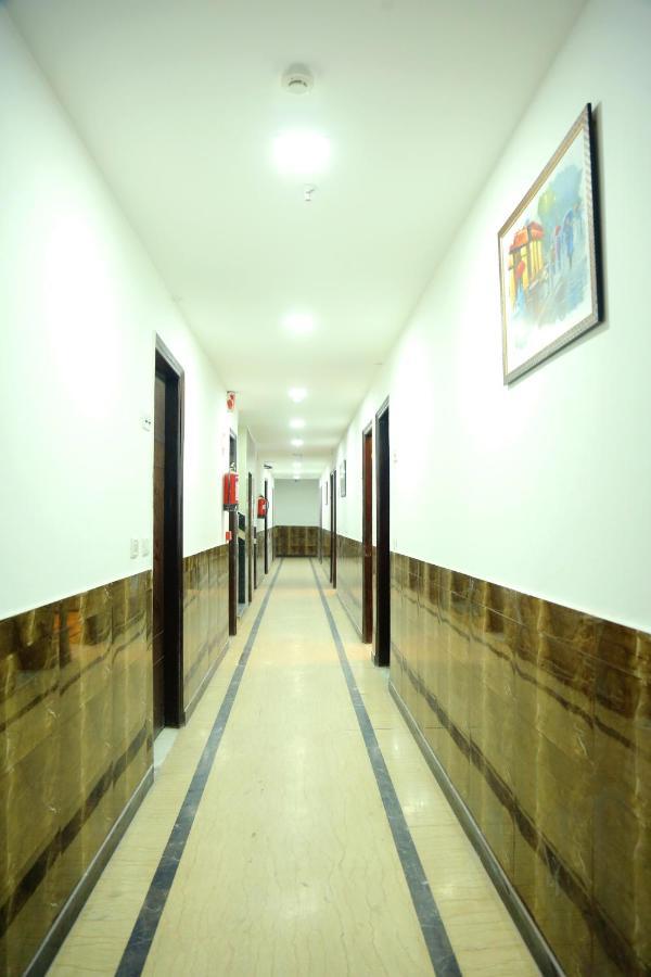 Aerocity Hotel Jindal Palace Delhi- A Well Hygiene Property"All Staff Vaccinated " New Delhi Eksteriør billede